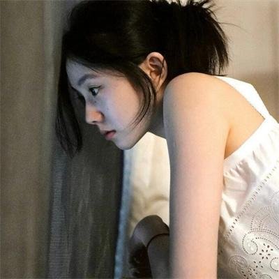 逆光教师